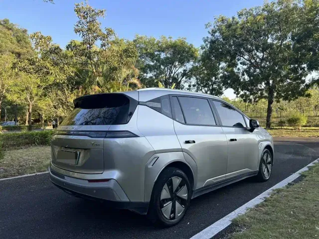 GAC Aion Y — Фото автомобиля 7