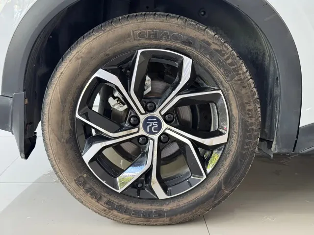 BYD Yuan PLUS — Фото автомобиля 10