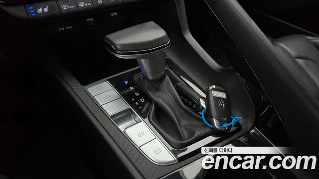 Hyundai Avante CN7 — Фото автомобиля 12