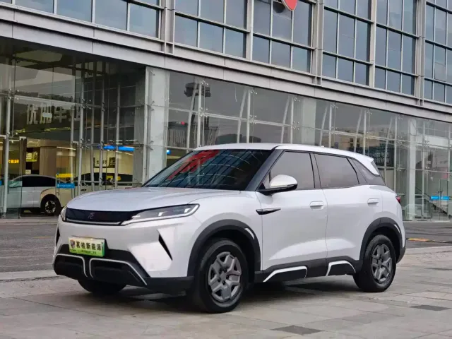 Фотография автомобиля — BYD Yuan UP