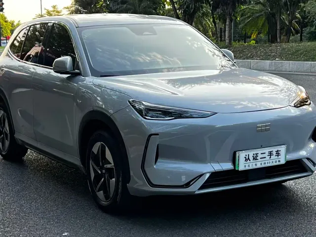 Geely Galaxy E5 — Фото автомобиля 3