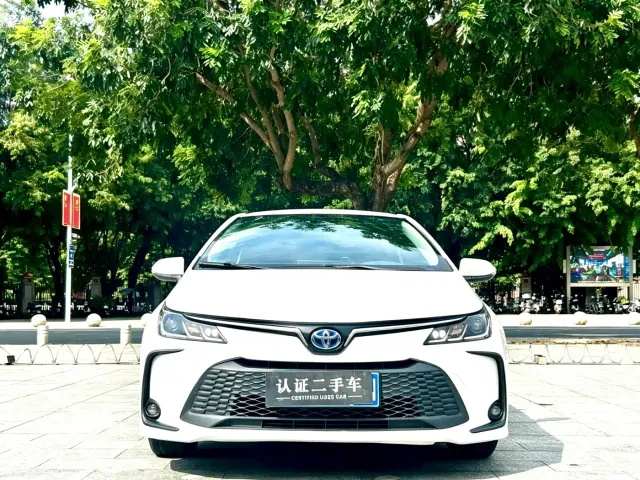 Toyota Corolla — Фото автомобиля 3