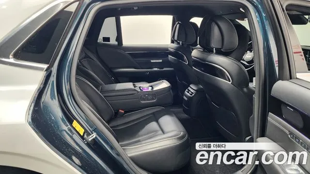Genesis G90 Бензин 3.5 турбо AWD — Фото автомобиля 10