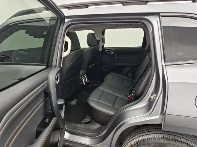 Haval Big Dog — Фото автомобиля 6
