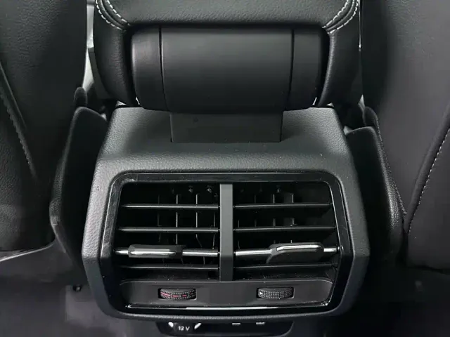 Audi Q3 — Фото автомобиля 12