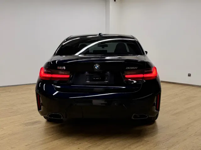 BMW 3 Series — Фото автомобиля 27