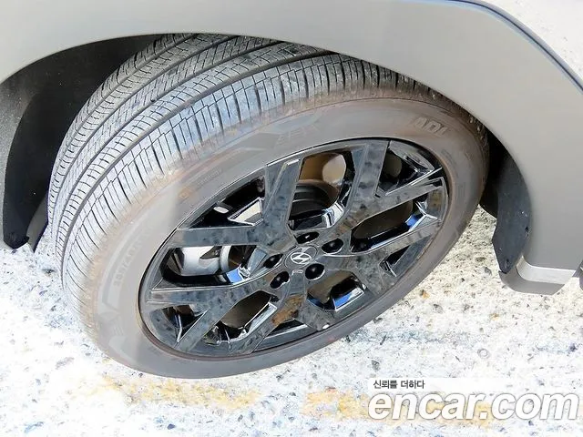 Hyundai Santa Fe MX5 — Фото автомобиля 20