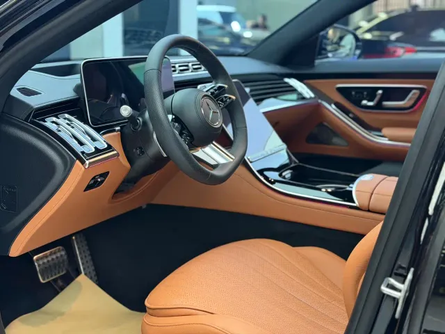 Mercedes-Benz S-Class — Фото автомобиля 4