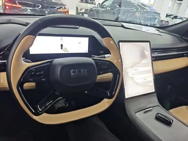 Geely Galaxy L6 — Фото автомобиля 9