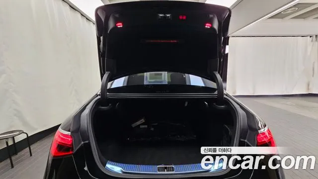Mercedes-Benz S-Class — Фото автомобиля 20
