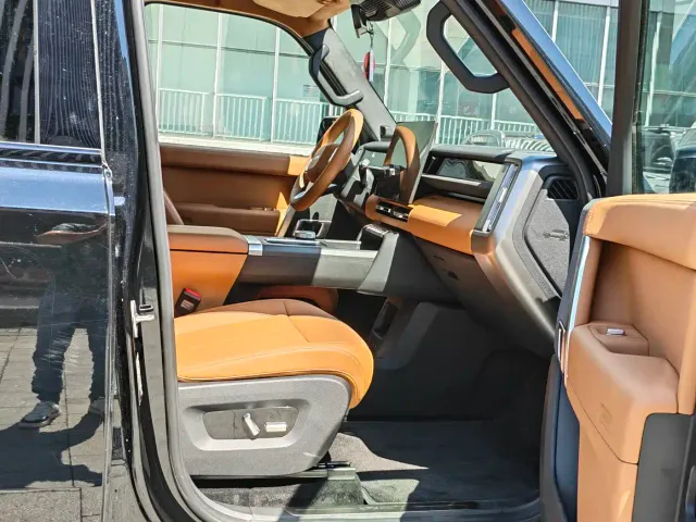 iCAR V27 — Фото автомобиля 19