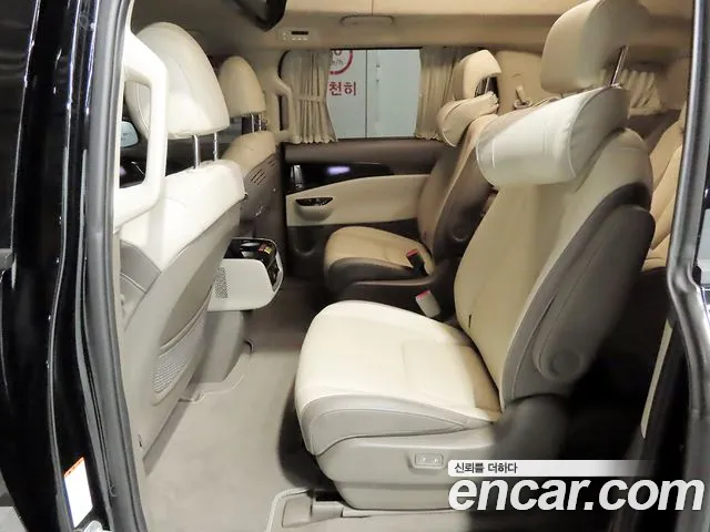 Kia Carnival 4th Gen — Фото автомобиля 7