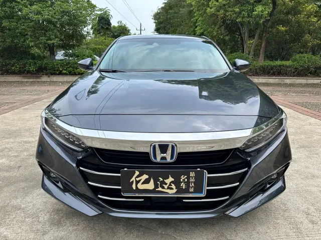Honda Accord — Фото автомобиля 2