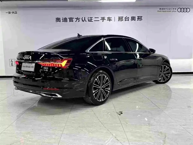 Audi A6L — Фото автомобиля 5