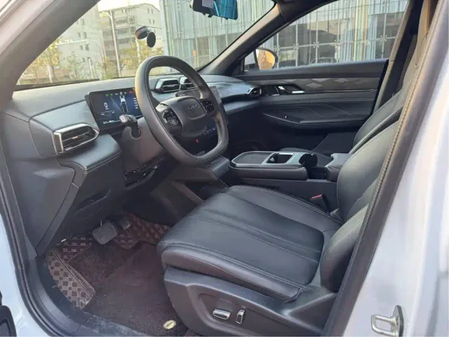 Dongfeng Fengshen L7 — Фото автомобиля 3