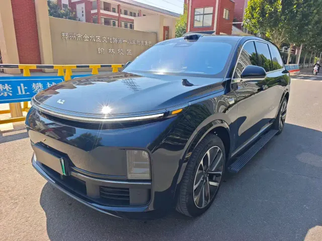 Li Auto L9 — Фото автомобиля 3