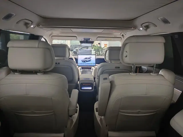Denza N9 — Фото автомобиля 30
