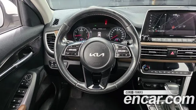 Kia Seltos Seltos Бензин 1.6 турбо 2WD — Фото автомобиля 12