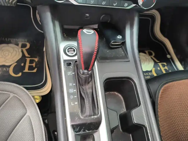 Nissan Sylphy — Фото автомобиля 13