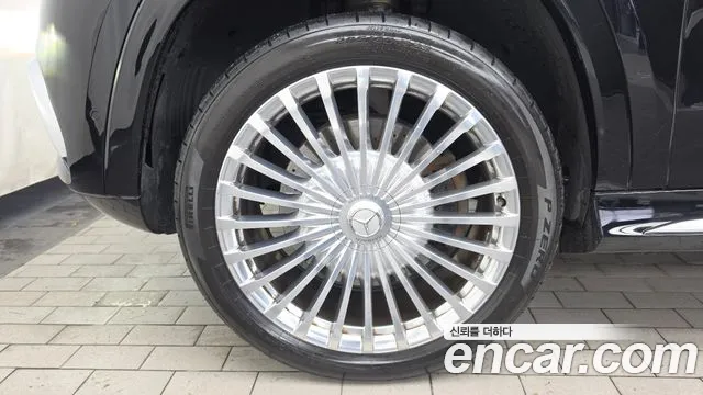 Mercedes-Benz GLS-Class — Фото автомобиля 4