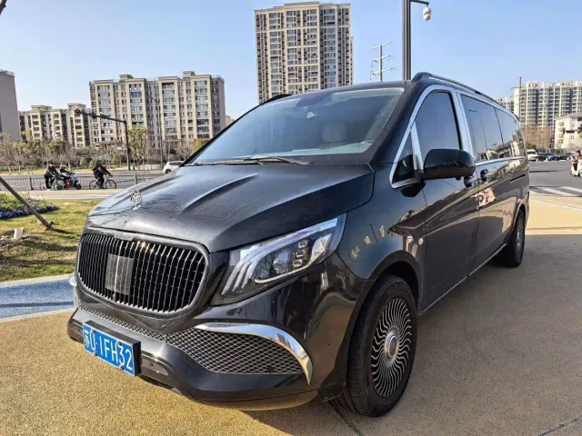 Фотография автомобиля — Mercedes-Benz Vito