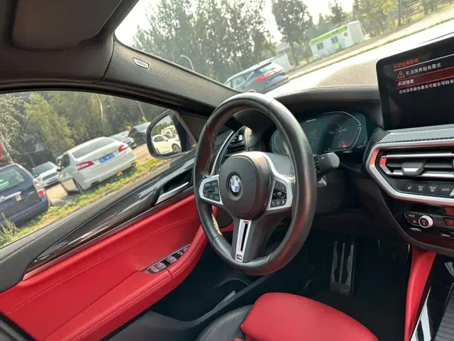 BMW X4 M40i — Фото автомобиля 17