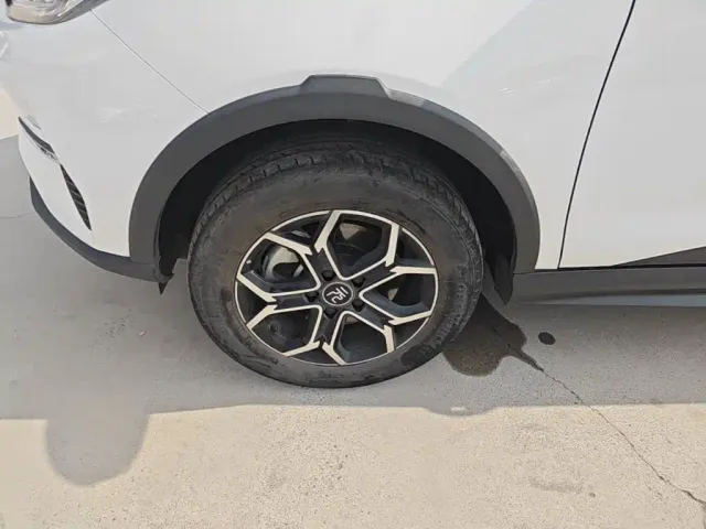 BYD Yuan Pro — Фото автомобиля 22