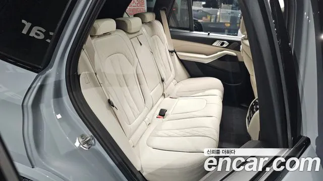BMW X5 xDrive 40i M Sport — Фото автомобиля 7