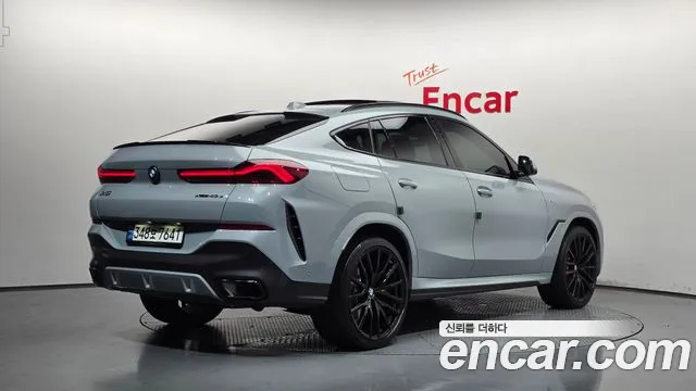 BMW X6 — Фото автомобиля 2