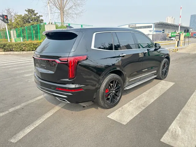 Cadillac XT6 — Фото автомобиля 5