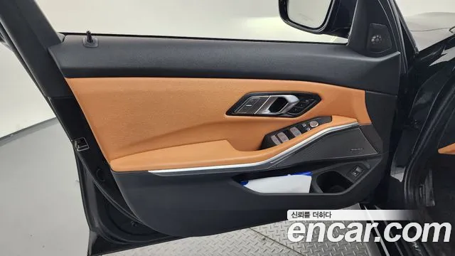 BMW 3 Series G20 — Фото автомобиля 12