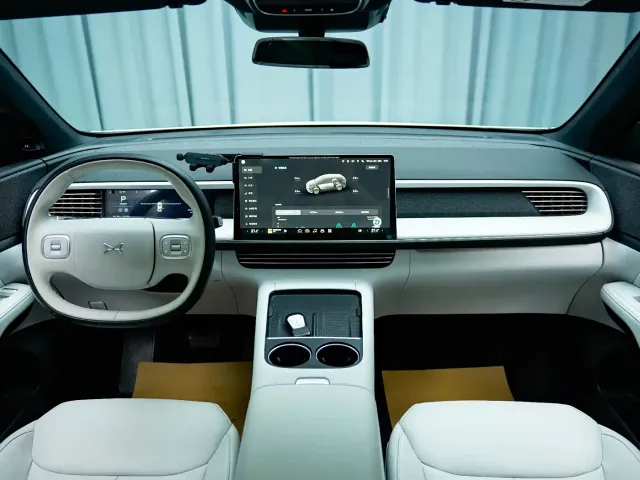 Xpeng G6 — Фото автомобиля 6