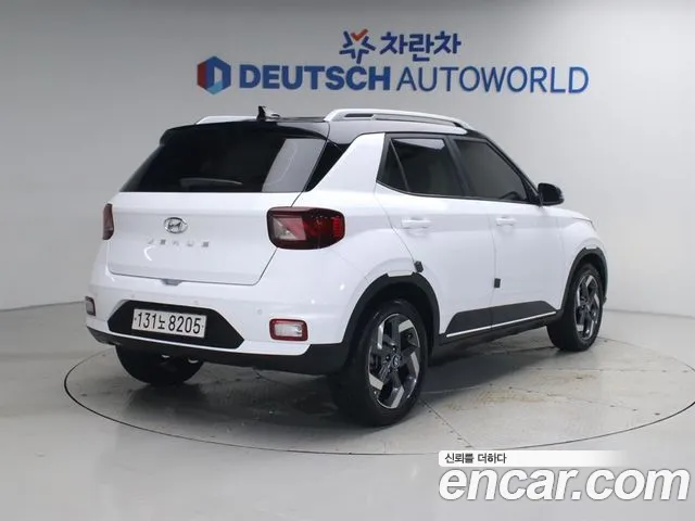 Hyundai Venue — Фото автомобиля 4