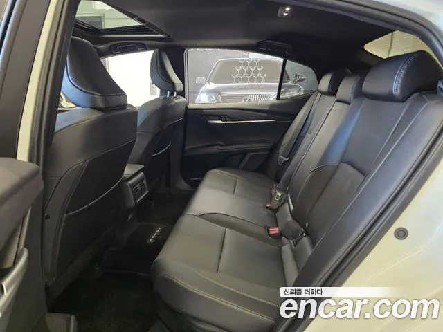 Toyota Camry XV80 — Фото автомобиля 11