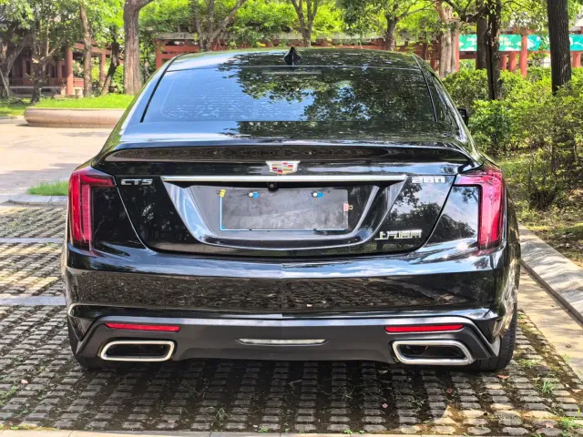 Cadillac CT5 — Фото автомобиля 9