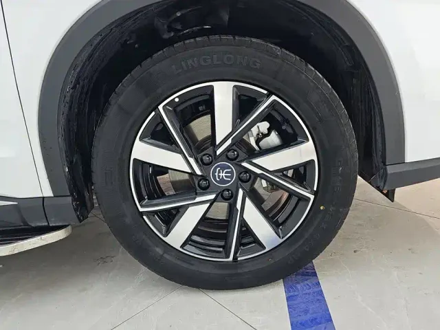 BYD Song Pro — Фото автомобиля 6
