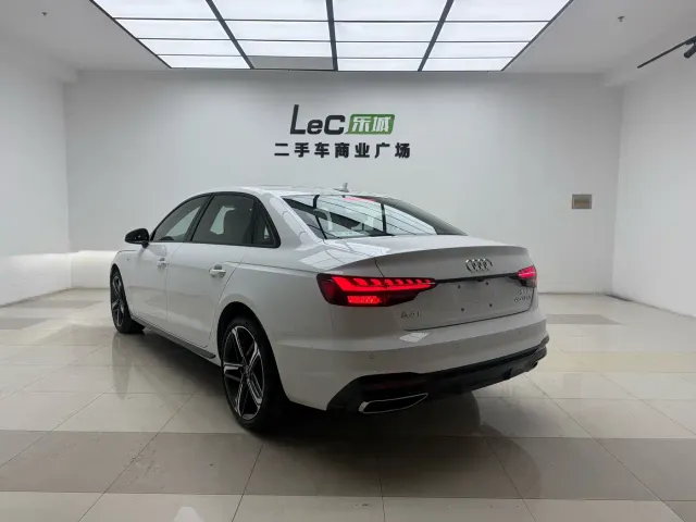 Audi A4L — Фото автомобиля 6