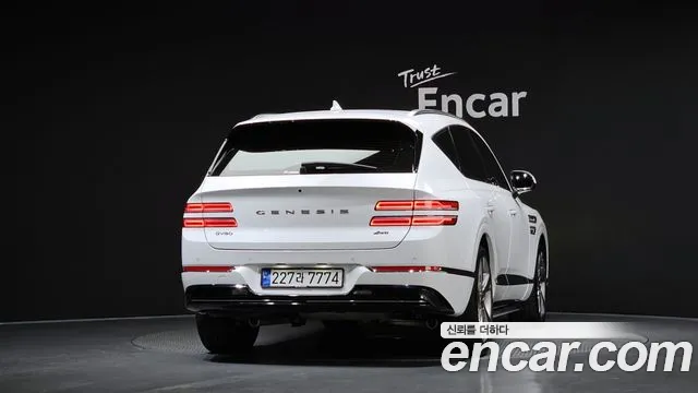 Genesis GV80 — Фото автомобиля 4