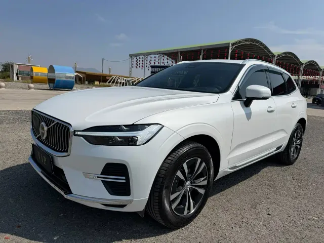 Фотография автомобиля — Volvo XC60