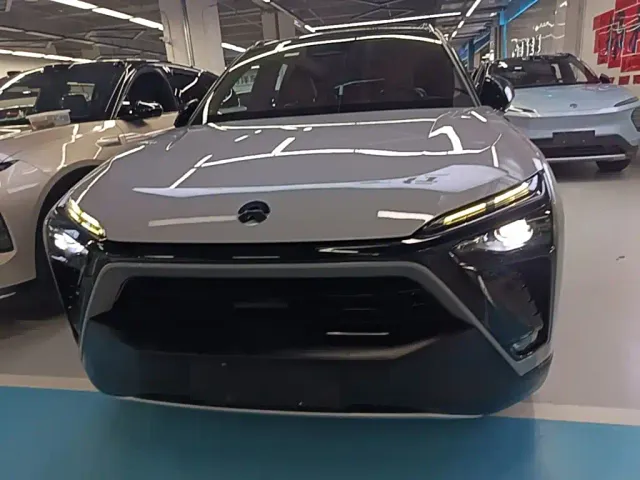 NIO NIO ES8 2020 580KM 6-Seater — Фото автомобиля 2