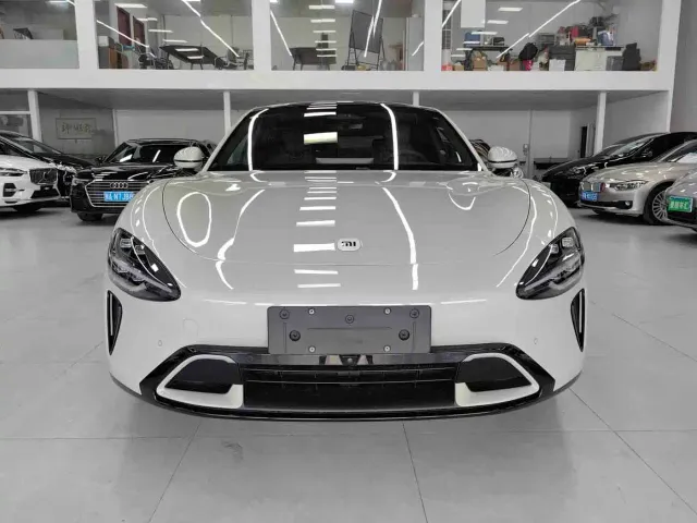 Xiaomi SU7 — Фото автомобиля 2