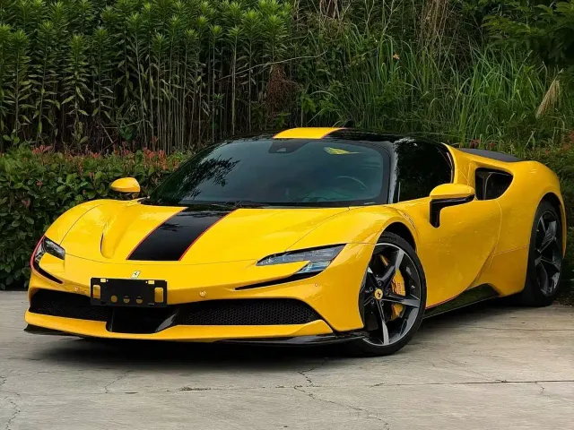 Ferrari SF90 — Фото автомобиля 8