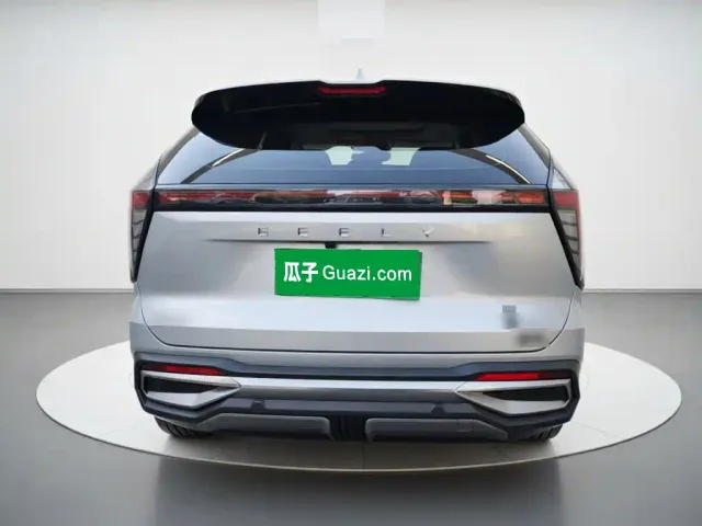 Geely Boyue L — Фото автомобиля 5
