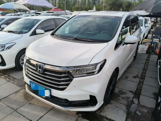Фотография автомобиля — Honda Odyssey