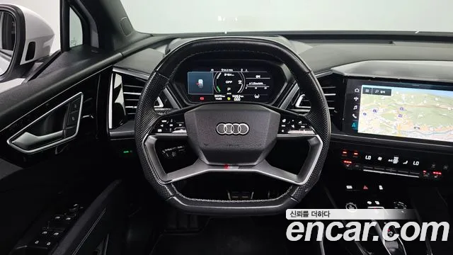 Audi Q4 e-tron — Фото автомобиля 12