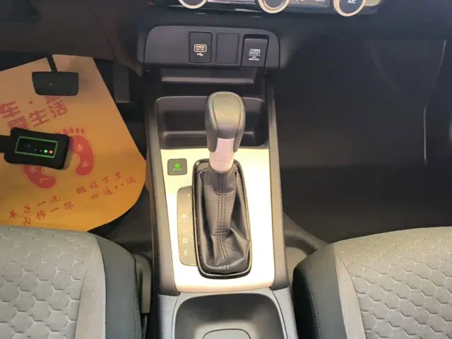 Honda Fit — Фото автомобиля 13