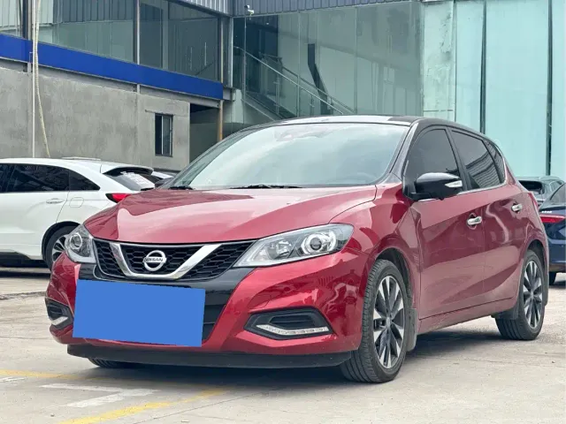 Фотография автомобиля — Nissan Tiida