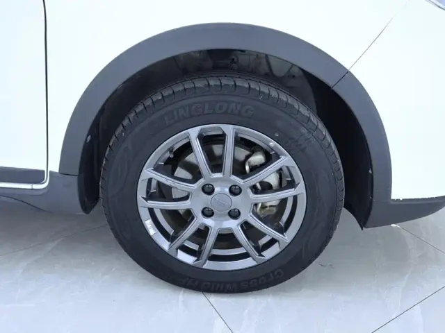 Geely Vision X3 — Фото автомобиля 6
