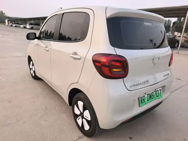 Wuling Hongguang Mini EV — Фото автомобиля 6