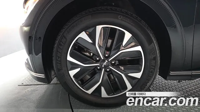 Kia EV6 — Фото автомобиля 4